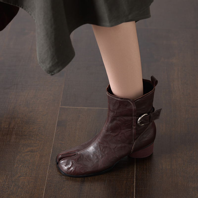 Ręcznie wykonane botki Tabi z  – Leather Classic Strap recenzja i cena